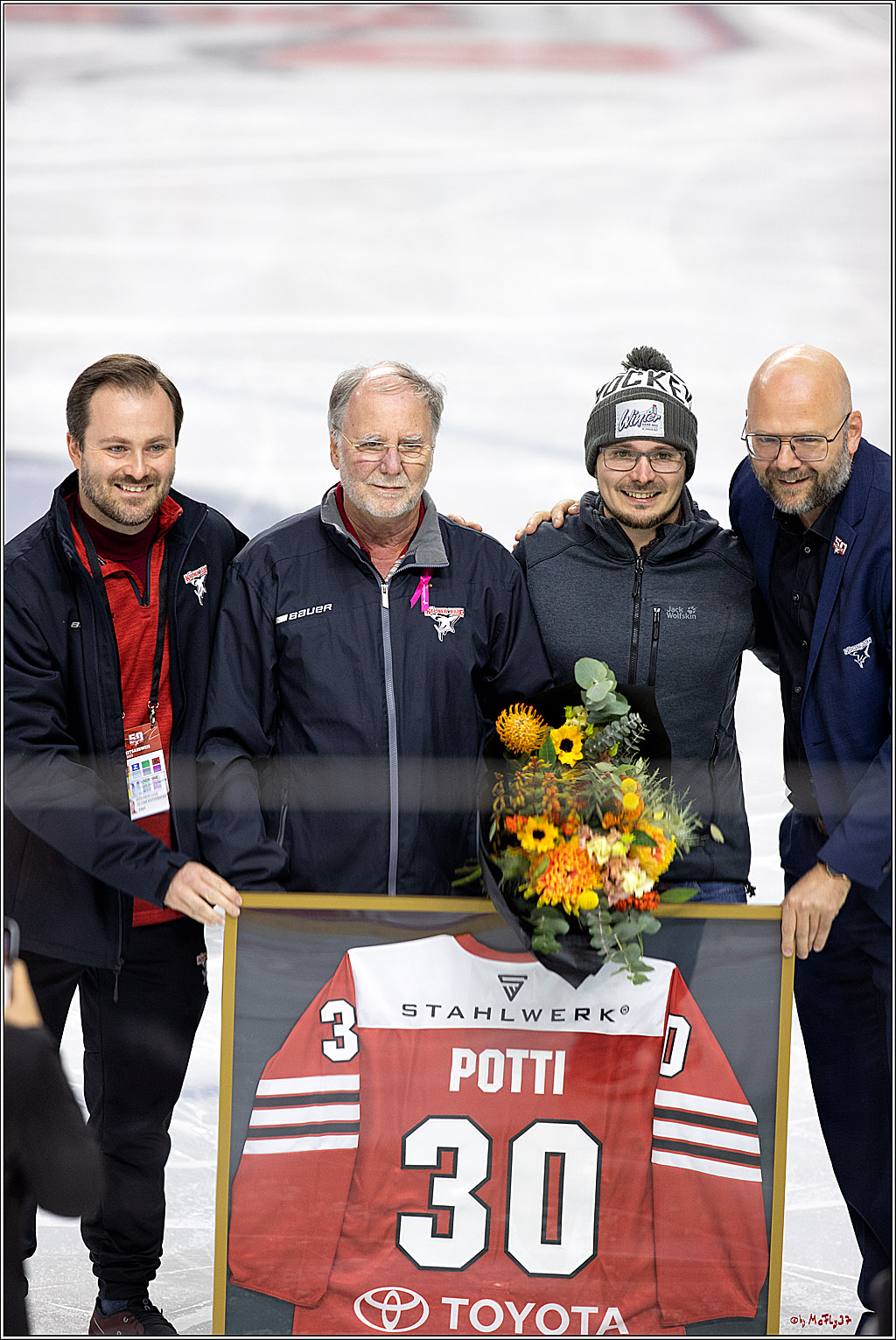 PENNY DEL;  Kölner Haie - Adler Mannheim; Köln, 04.11.2022
